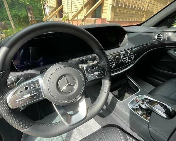 Черный Мерседес С Класс, объемом двигателя 3.5 л и пробегом 69 тыс. км за 69688 $, фото 1 на Automoto.ua