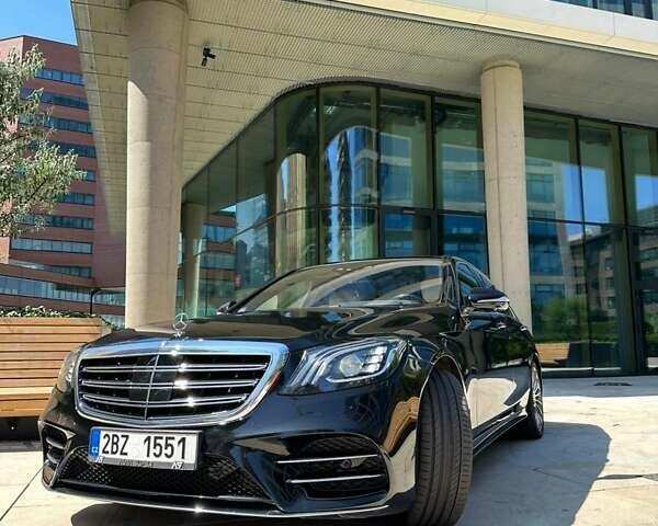 Черный Мерседес С Класс, объемом двигателя 3 л и пробегом 140 тыс. км за 43000 $, фото 1 на Automoto.ua