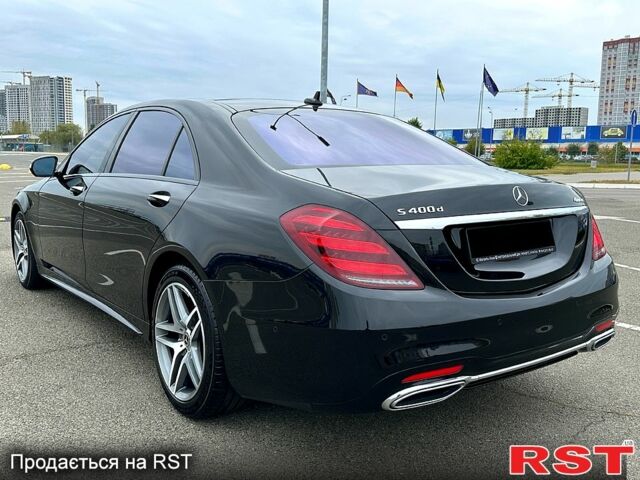 Чорний Мерседес С Клас, об'ємом двигуна 2.9 л та пробігом 169 тис. км за 56555 $, фото 1 на Automoto.ua