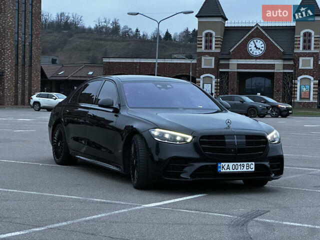 Чорний Мерседес С Клас, об'ємом двигуна 3 л та пробігом 120 тис. км за 100000 $, фото 1 на Automoto.ua