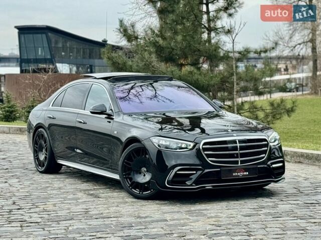 Черный Мерседес С Класс, объемом двигателя 2.93 л и пробегом 72 тыс. км за 109999 $, фото 1 на Automoto.ua
