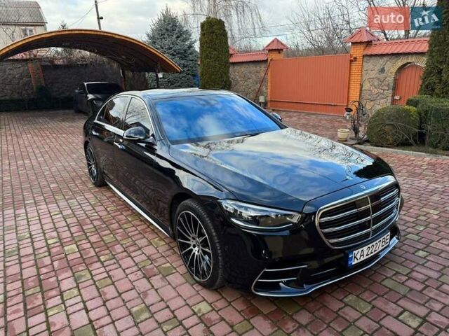 Черный Мерседес С Класс, объемом двигателя 3 л и пробегом 23 тыс. км за 134000 $, фото 1 на Automoto.ua