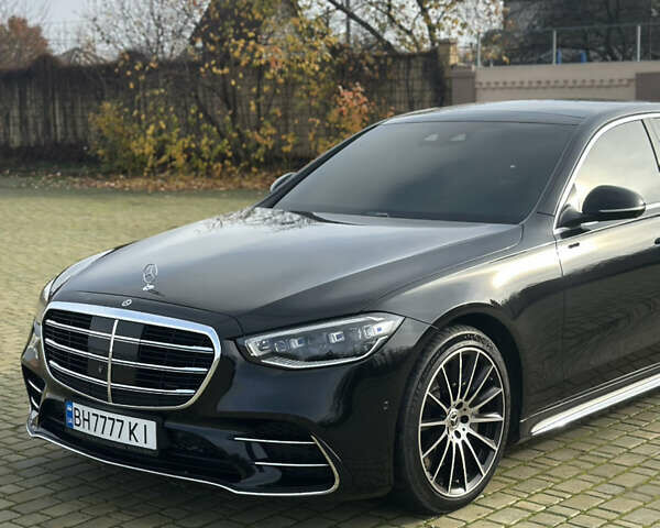Черный Мерседес С Класс, объемом двигателя 3 л и пробегом 107 тыс. км за 110000 $, фото 1 на Automoto.ua