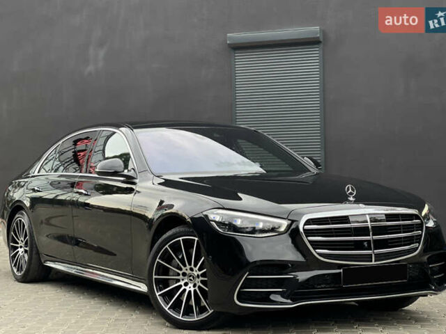 Черный Мерседес С Класс, объемом двигателя 3 л и пробегом 67 тыс. км за 127700 $, фото 1 на Automoto.ua
