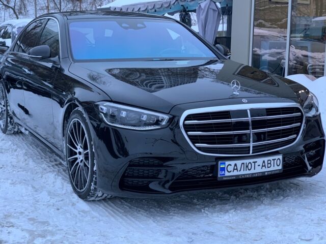 Чорний Мерседес С Клас, об'ємом двигуна 3 л та пробігом 0 тис. км за 181841 $, фото 1 на Automoto.ua