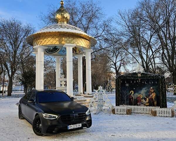 Чорний Мерседес С Клас, об'ємом двигуна 2.93 л та пробігом 87 тис. км за 103000 $, фото 1 на Automoto.ua