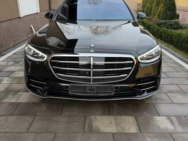 Чорний Мерседес С Клас, об'ємом двигуна 3 л та пробігом 64 тис. км за 139800 $, фото 1 на Automoto.ua