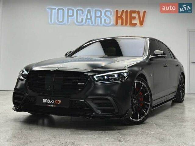 Черный Мерседес С Класс, объемом двигателя 3.98 л и пробегом 23 тыс. км за 179800 $, фото 1 на Automoto.ua