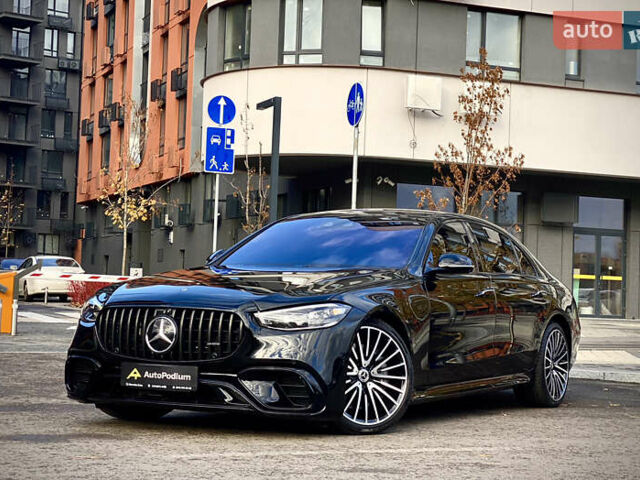 Чорний Мерседес С Клас, об'ємом двигуна 3.98 л та пробігом 64 тис. км за 104900 $, фото 1 на Automoto.ua