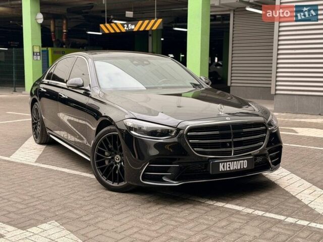 Черный Мерседес С Класс, объемом двигателя 3 л и пробегом 73 тыс. км за 102000 $, фото 1 на Automoto.ua