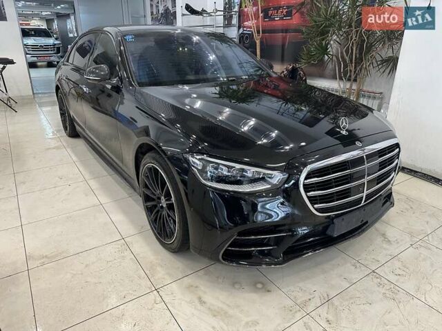 Чорний Мерседес С Клас, об'ємом двигуна 3 л та пробігом 57 тис. км за 144900 $, фото 1 на Automoto.ua