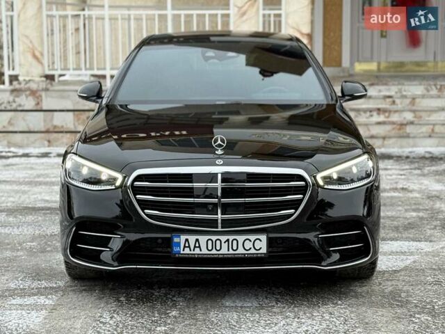 Чорний Мерседес С Клас, об'ємом двигуна 2.93 л та пробігом 26 тис. км за 128000 $, фото 1 на Automoto.ua