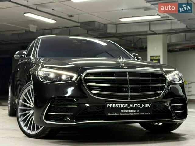 Чорний Мерседес С Клас, об'ємом двигуна 2.99 л та пробігом 17 тис. км за 175000 $, фото 1 на Automoto.ua