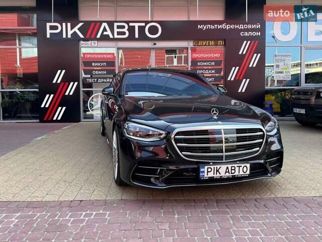 Черный Мерседес С Класс, объемом двигателя 4 л и пробегом 20 тыс. км за 162900 $, фото 1 на Automoto.ua