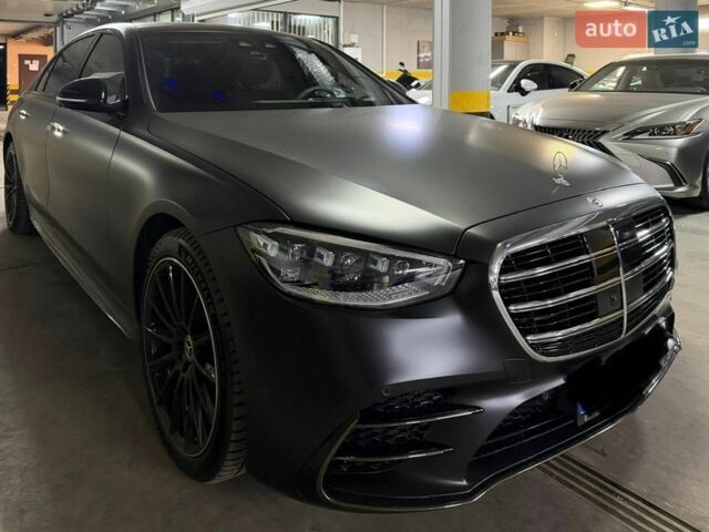 Черный Мерседес С Класс, объемом двигателя 3 л и пробегом 1 тыс. км за 176500 $, фото 1 на Automoto.ua