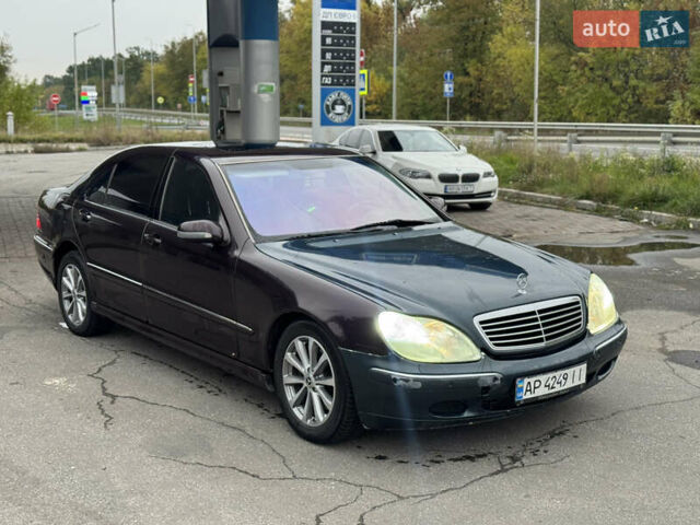 Фиолетовый Мерседес С Класс, объемом двигателя 4.97 л и пробегом 340 тыс. км за 3500 $, фото 1 на Automoto.ua
