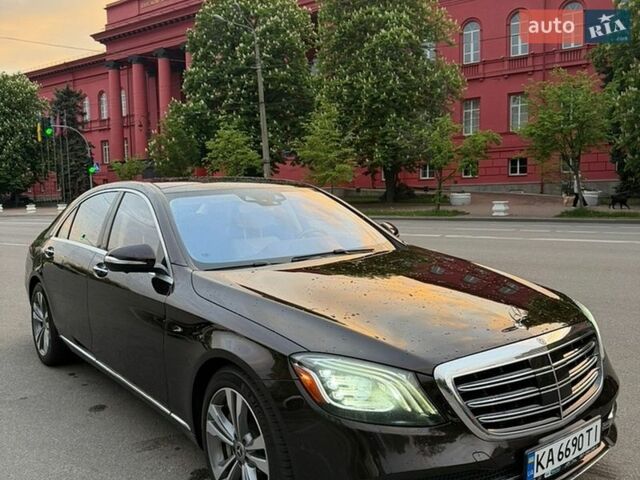 Коричневый Мерседес С Класс, объемом двигателя 3.98 л и пробегом 160 тыс. км за 48500 $, фото 1 на Automoto.ua