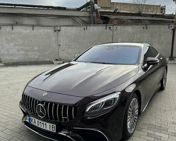 Красный Мерседес С Класс, объемом двигателя 3 л и пробегом 38 тыс. км за 92000 $, фото 1 на Automoto.ua