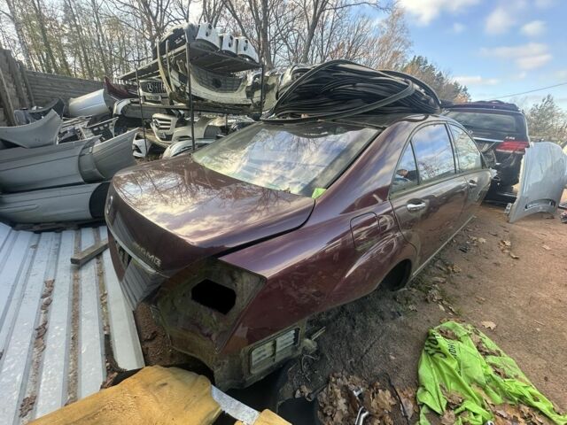 Червоний Мерседес С Клас, об'ємом двигуна 0 л та пробігом 150 тис. км за 850 $, фото 1 на Automoto.ua