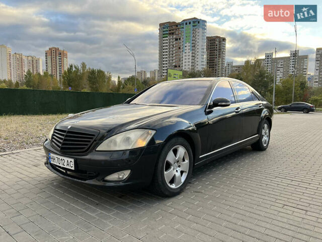 Мерседес С Класс, объемом двигателя 5.5 л и пробегом 280 тыс. км за 6900 $, фото 1 на Automoto.ua