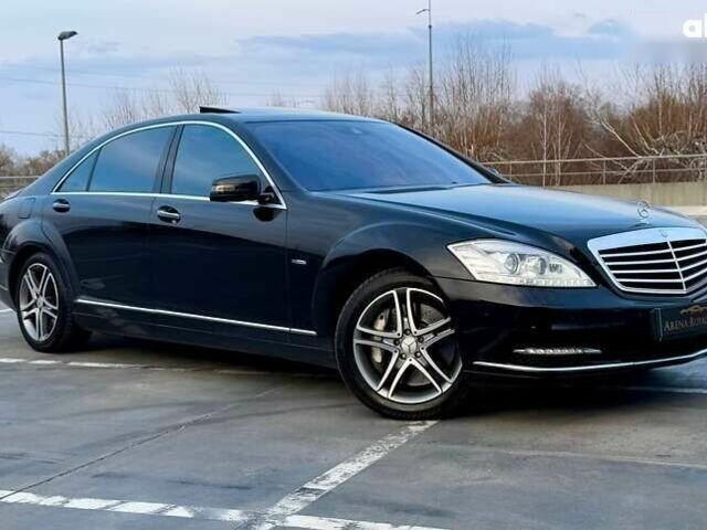 Мерседес С Класс, объемом двигателя 4.7 л и пробегом 201 тыс. км за 12900 $, фото 1 на Automoto.ua