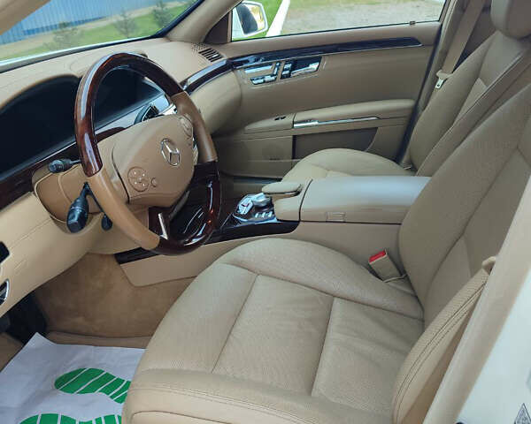 Мерседес С Класс, объемом двигателя 4.6 л и пробегом 225 тыс. км за 24000 $, фото 1 на Automoto.ua