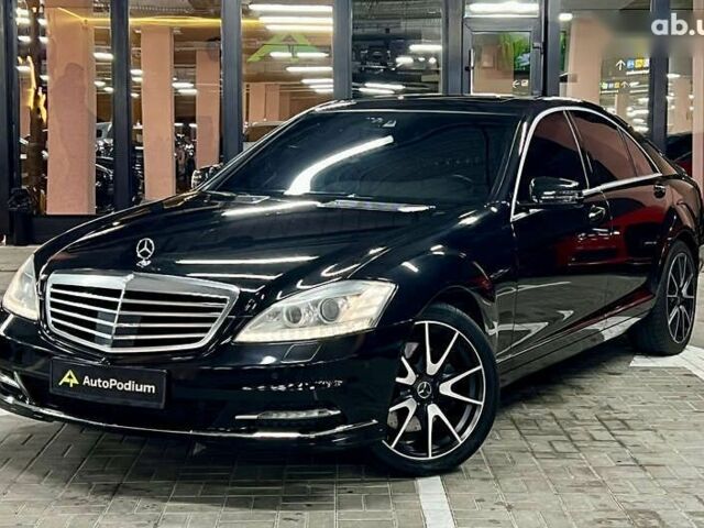 Мерседес С Клас, об'ємом двигуна 3 л та пробігом 258 тис. км за 19500 $, фото 1 на Automoto.ua