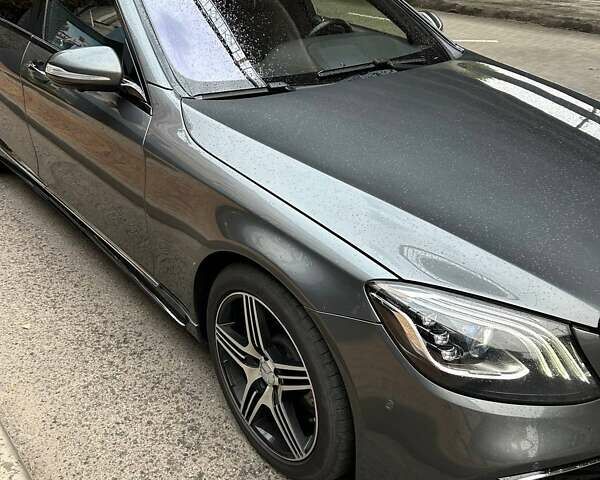 Мерседес С Класс, объемом двигателя 3 л и пробегом 130 тыс. км за 35000 $, фото 1 на Automoto.ua