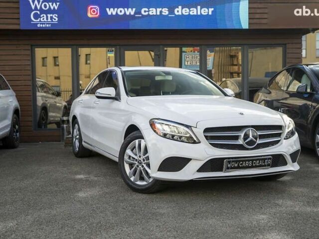 Мерседес С Класс, объемом двигателя 2 л и пробегом 41 тыс. км за 27600 $, фото 1 на Automoto.ua