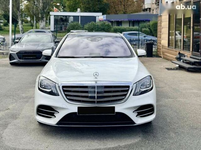 Мерседес С Клас, об'ємом двигуна 4 л та пробігом 43 тис. км за 59999 $, фото 1 на Automoto.ua