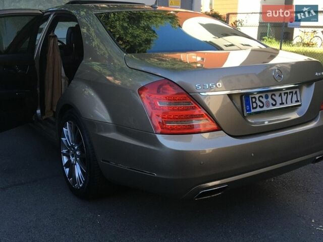 Жовтий Мерседес С Клас, об'ємом двигуна 3.5 л та пробігом 96 тис. км за 18000 $, фото 1 на Automoto.ua
