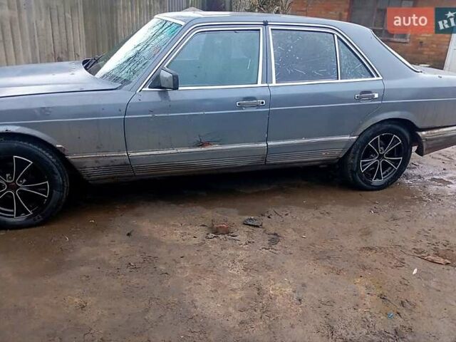 Сірий Мерседес С Клас, об'ємом двигуна 3 л та пробігом 150 тис. км за 1000 $, фото 1 на Automoto.ua