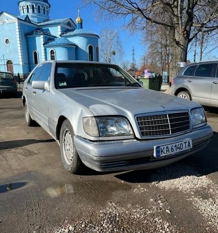 Серый Мерседес С Класс, объемом двигателя 3.2 л и пробегом 413 тыс. км за 3777 $, фото 1 на Automoto.ua