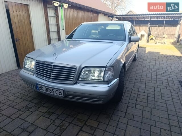 Сірий Мерседес С Клас, об'ємом двигуна 5 л та пробігом 545 тис. км за 5999 $, фото 1 на Automoto.ua