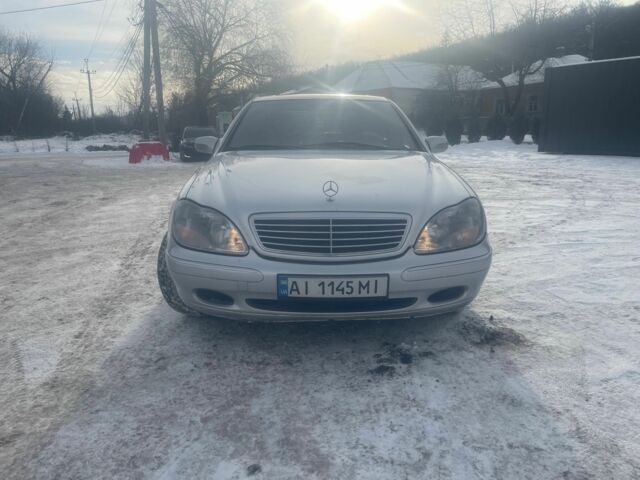 Серый Мерседес С Класс, объемом двигателя 4.3 л и пробегом 320 тыс. км за 4900 $, фото 1 на Automoto.ua