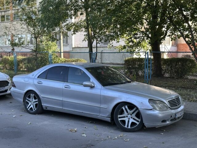 Серый Мерседес С Класс, объемом двигателя 3.2 л и пробегом 400 тыс. км за 2705 $, фото 1 на Automoto.ua