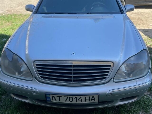 Сірий Мерседес С Клас, об'ємом двигуна 3.2 л та пробігом 320 тис. км за 6200 $, фото 1 на Automoto.ua
