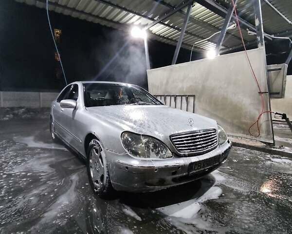 Сірий Мерседес С Клас, об'ємом двигуна 4.97 л та пробігом 350 тис. км за 3300 $, фото 1 на Automoto.ua