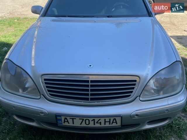 Сірий Мерседес С Клас, об'ємом двигуна 3.2 л та пробігом 320 тис. км за 6200 $, фото 1 на Automoto.ua