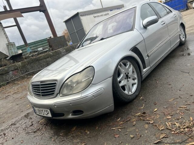 Серый Мерседес С Класс, объемом двигателя 3.2 л и пробегом 260 тыс. км за 2000 $, фото 1 на Automoto.ua
