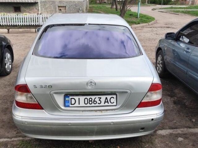 Сірий Мерседес С Клас, об'ємом двигуна 3.2 л та пробігом 530 тис. км за 3200 $, фото 1 на Automoto.ua