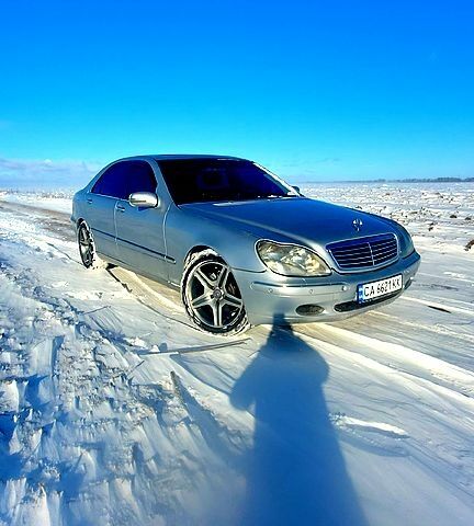 Сірий Мерседес С Клас, об'ємом двигуна 3.2 л та пробігом 222 тис. км за 4200 $, фото 1 на Automoto.ua