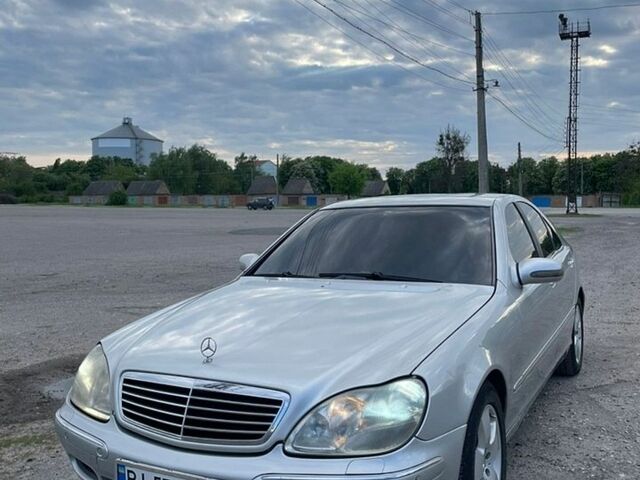 Сірий Мерседес С Клас, об'ємом двигуна 3.2 л та пробігом 360 тис. км за 5600 $, фото 1 на Automoto.ua