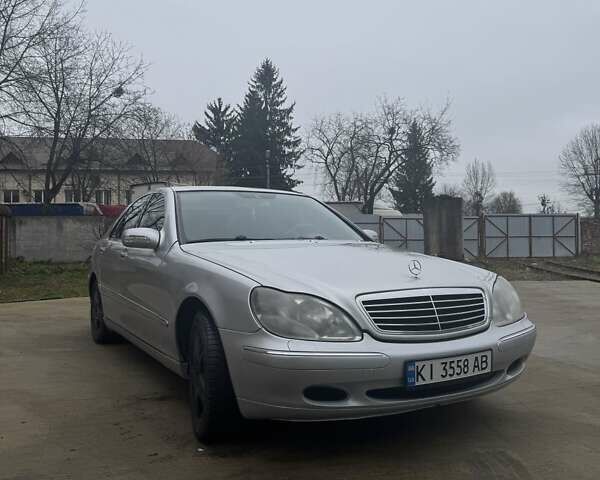 Сірий Мерседес С Клас, об'ємом двигуна 3.2 л та пробігом 465 тис. км за 5300 $, фото 1 на Automoto.ua