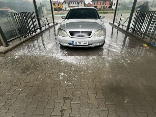 Сірий Мерседес С Клас, об'ємом двигуна 3.2 л та пробігом 500 тис. км за 4500 $, фото 1 на Automoto.ua