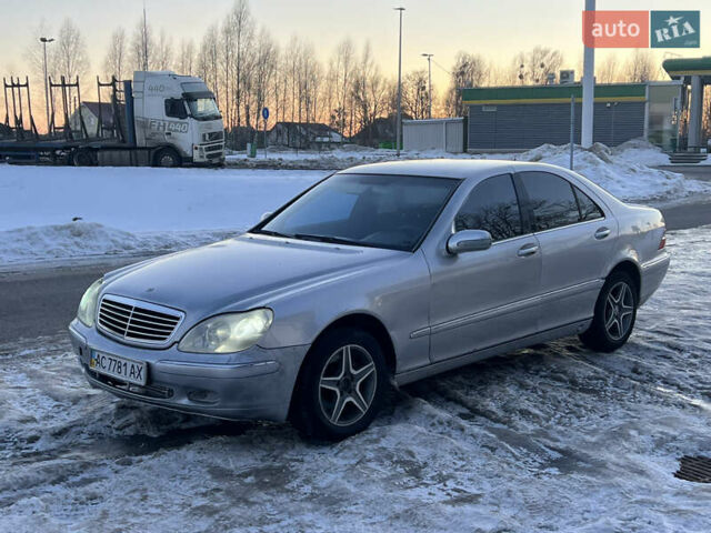 Серый Мерседес С Класс, объемом двигателя 3.22 л и пробегом 333 тыс. км за 4850 $, фото 1 на Automoto.ua