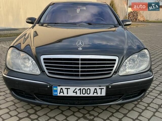 Сірий Мерседес С Клас, об'ємом двигуна 5 л та пробігом 289 тис. км за 6500 $, фото 1 на Automoto.ua