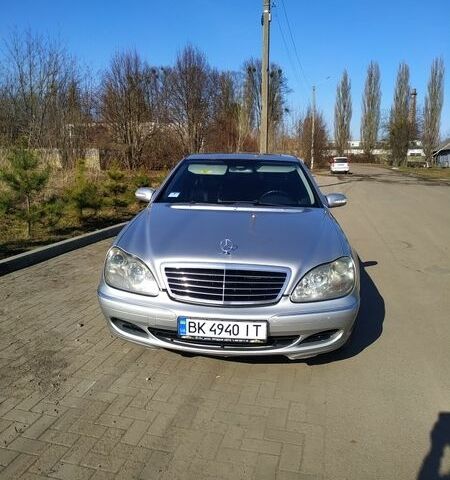Серый Мерседес С Класс, объемом двигателя 3.22 л и пробегом 344 тыс. км за 8199 $, фото 1 на Automoto.ua