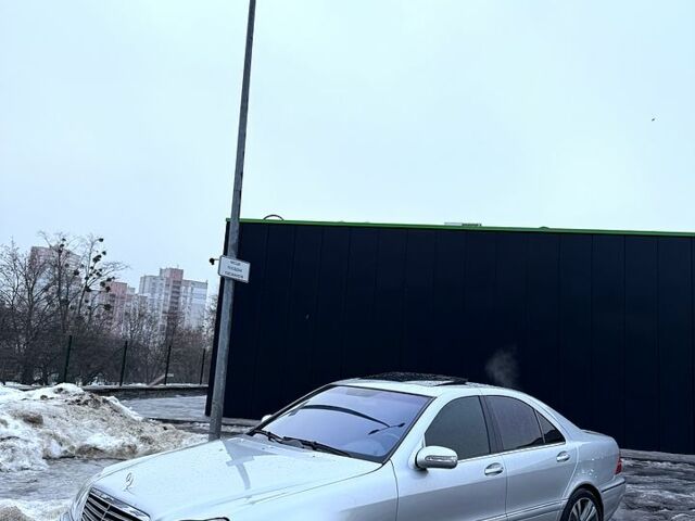 Сірий Мерседес С Клас, об'ємом двигуна 4.3 л та пробігом 310 тис. км за 7000 $, фото 1 на Automoto.ua