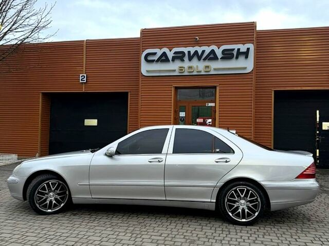 Серый Мерседес С Класс, объемом двигателя 3.2 л и пробегом 370 тыс. км за 7300 $, фото 1 на Automoto.ua